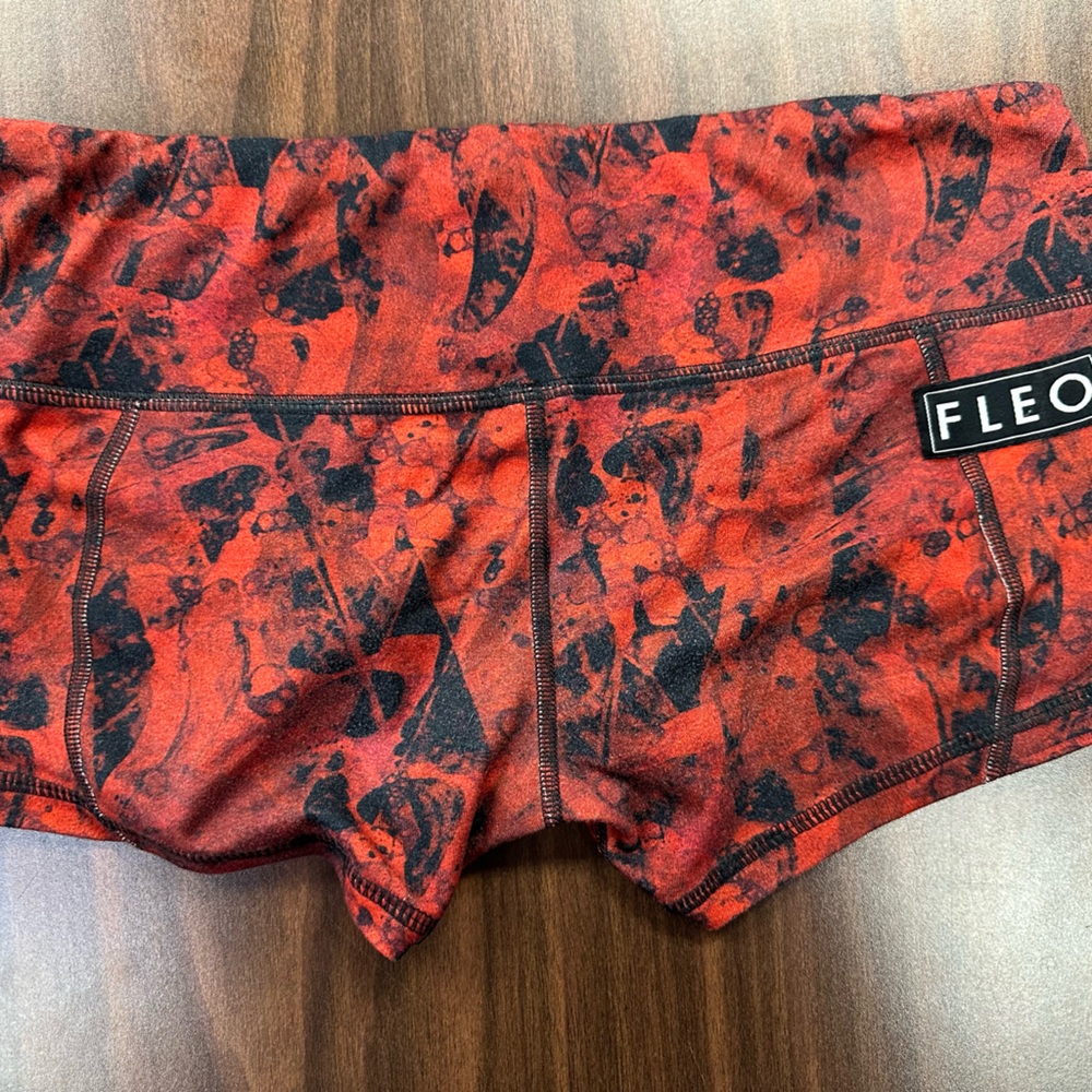 Fleo Dynamic Red and Black Athletic Shorts